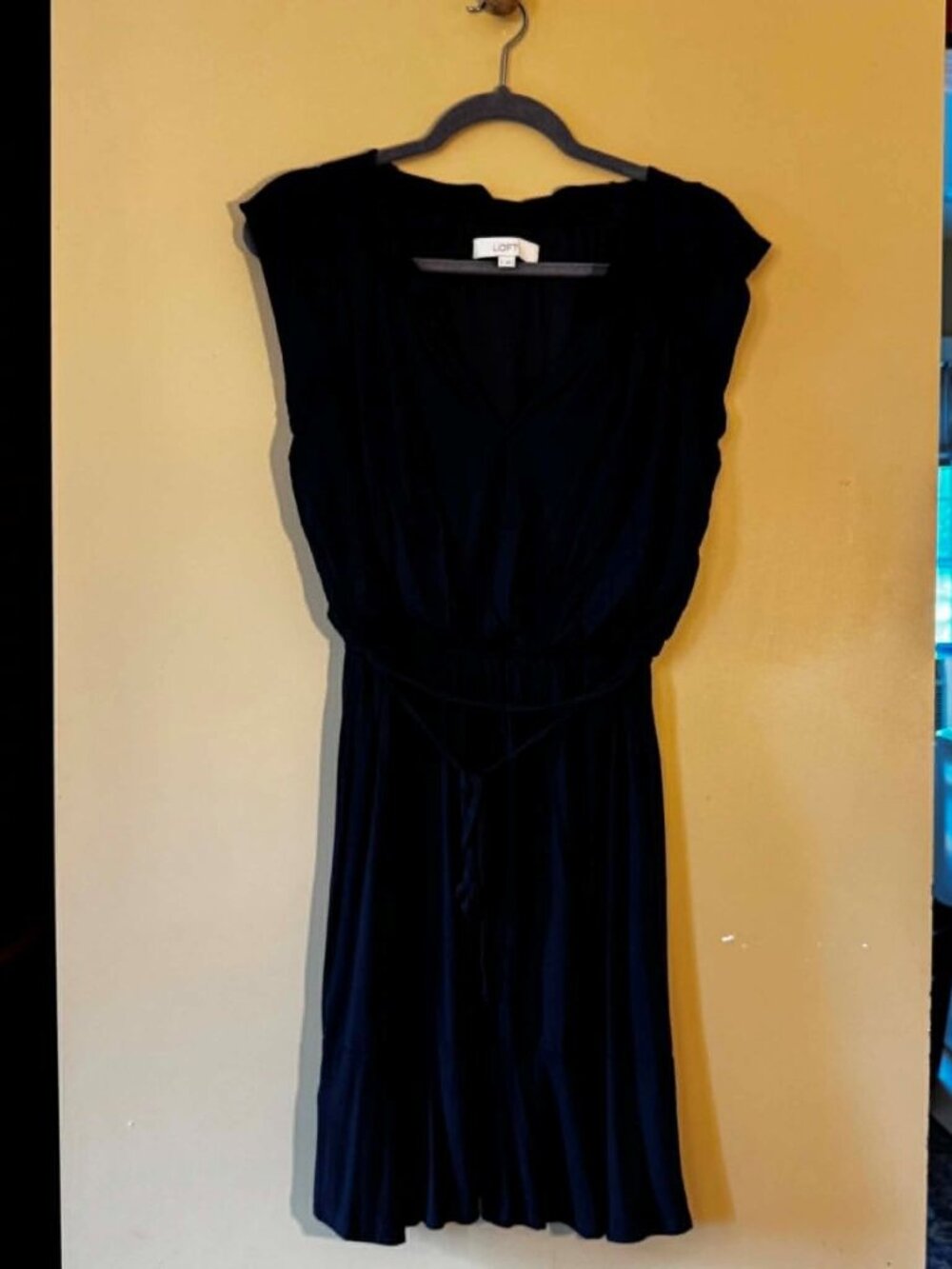 LOFT Navy Surplice V-Neck Tie Waist Dress XS